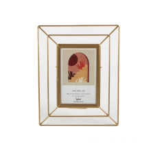 Excellent material customized  New material and fashinabel design Can be any sizes metal photo frame